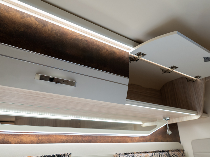 ELNAGH T-LOFT 532