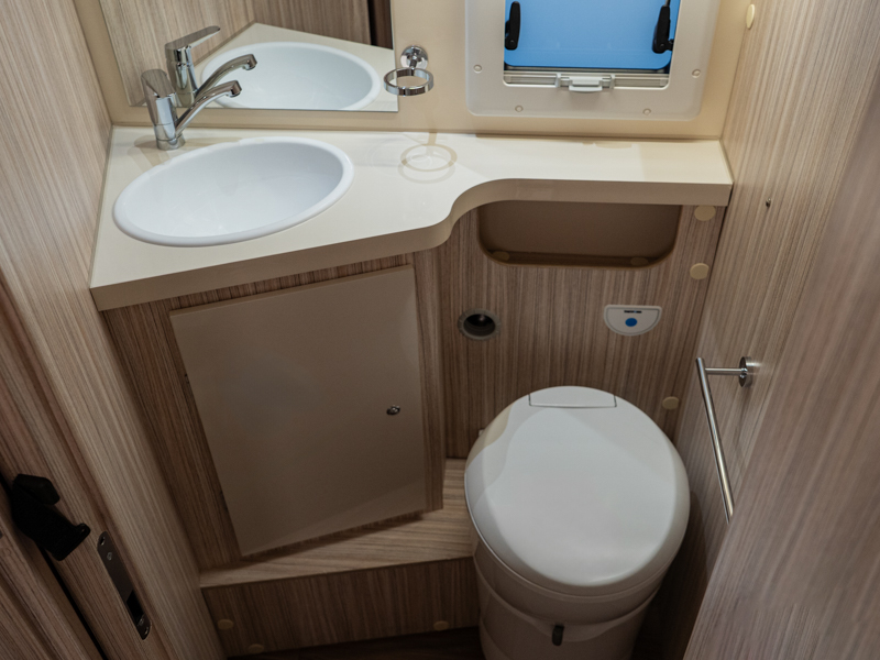 ELNAGH T-LOFT 532