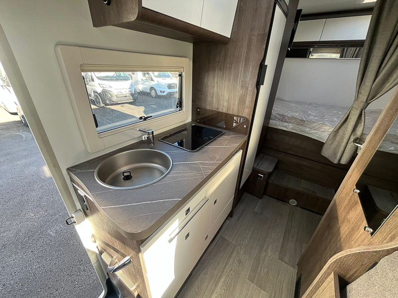 BENIMAR TESSORO 440 UP