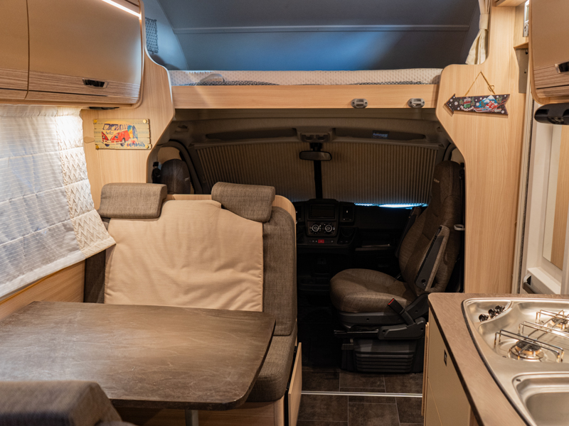 BURSTNER LYSE0 A 700