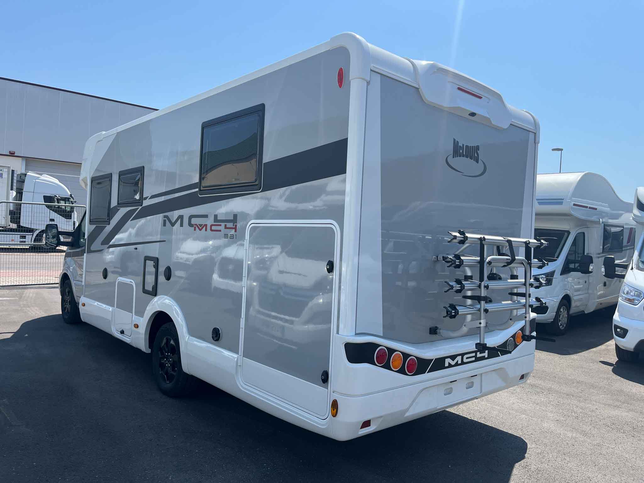 MCLOUIS MC4 300 FORD 381
