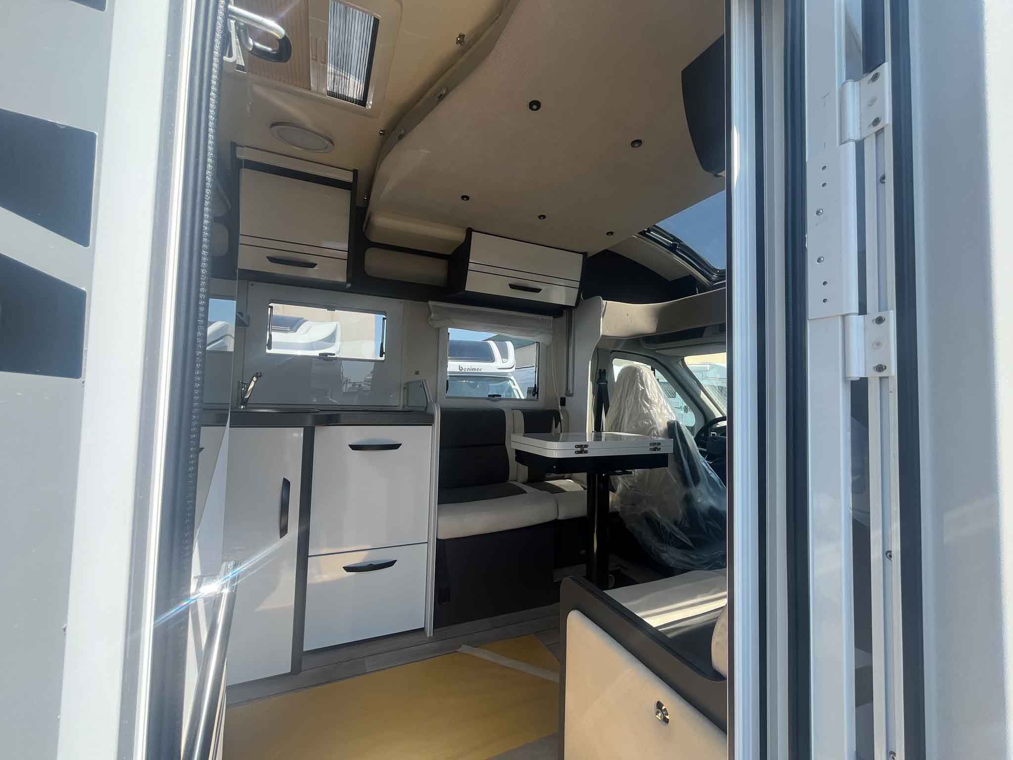 MCLOUIS MC4 300 FORD 381