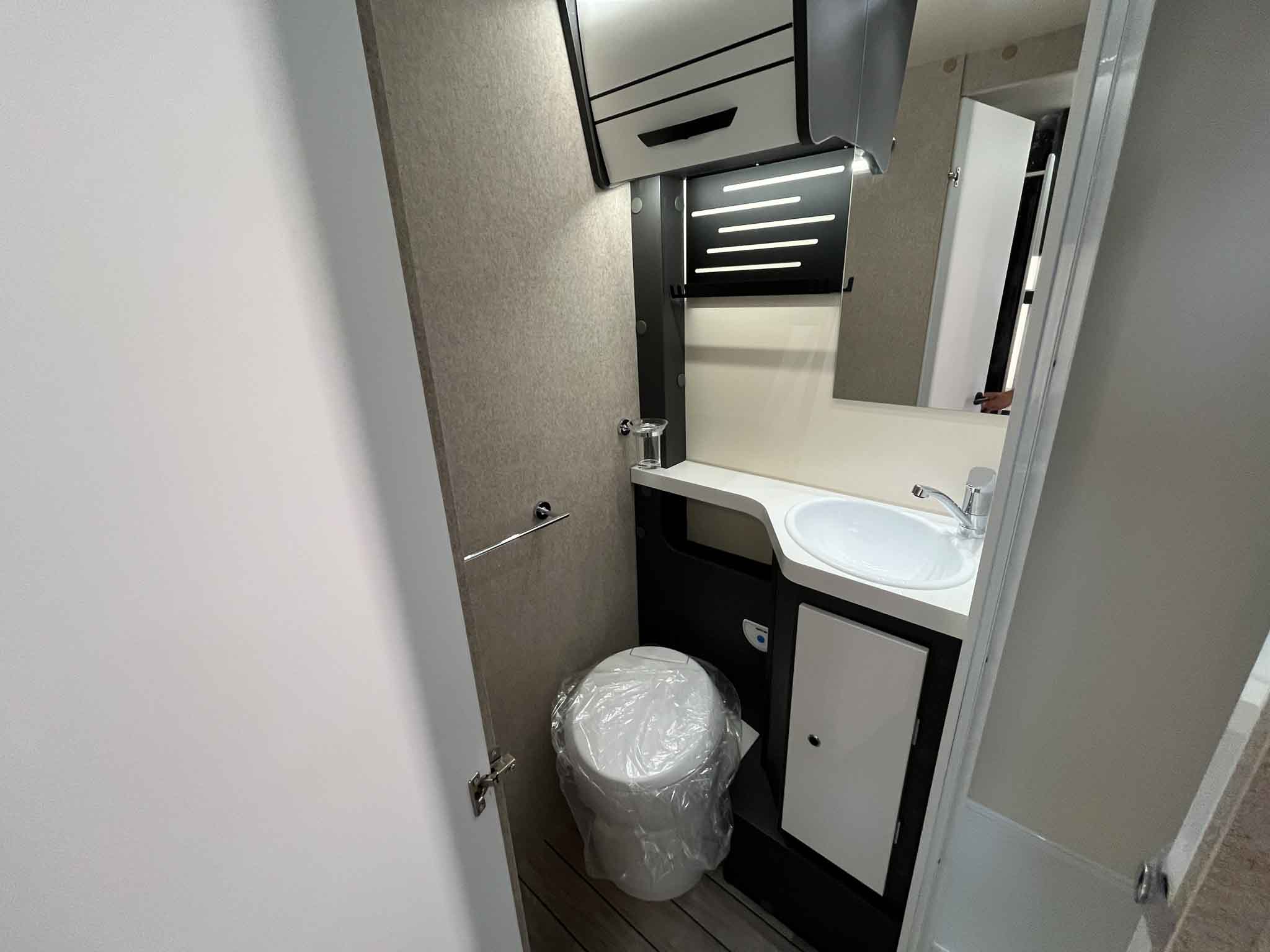 MCLOUIS GLAMYS 320 FORD