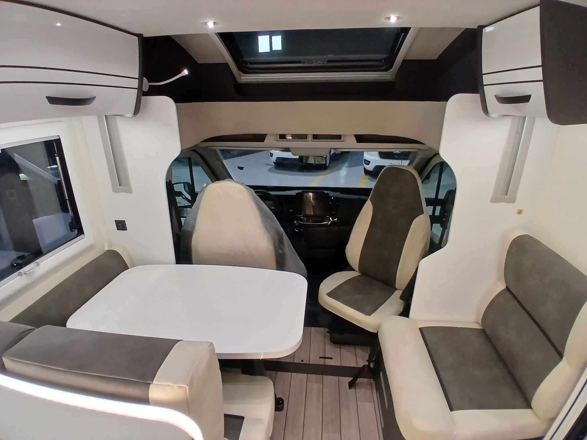 MCLOUIS MC4 373 FORD 