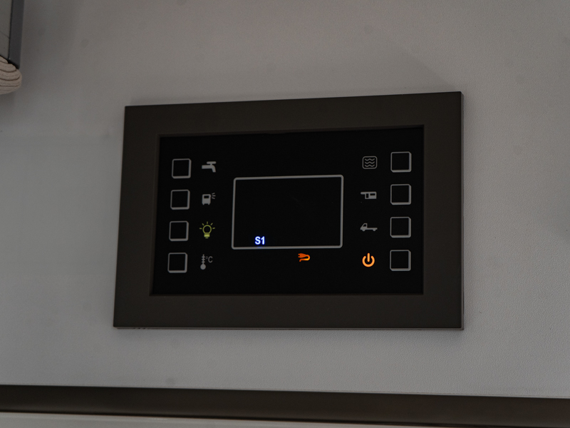 MCLOUIS MC4 381 FORD  