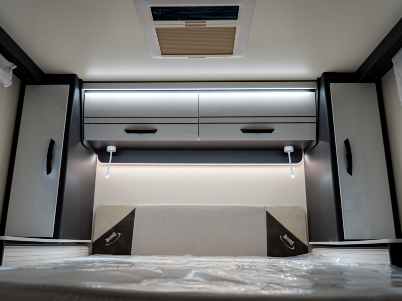 MCLOUIS MC4 381 FORD  