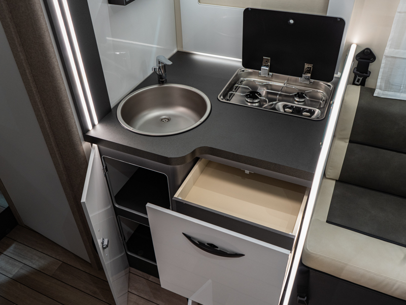 MCLOUIS MC4 381 FORD  