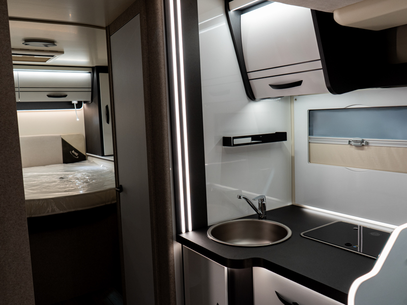 MCLOUIS MC4 381 FORD  