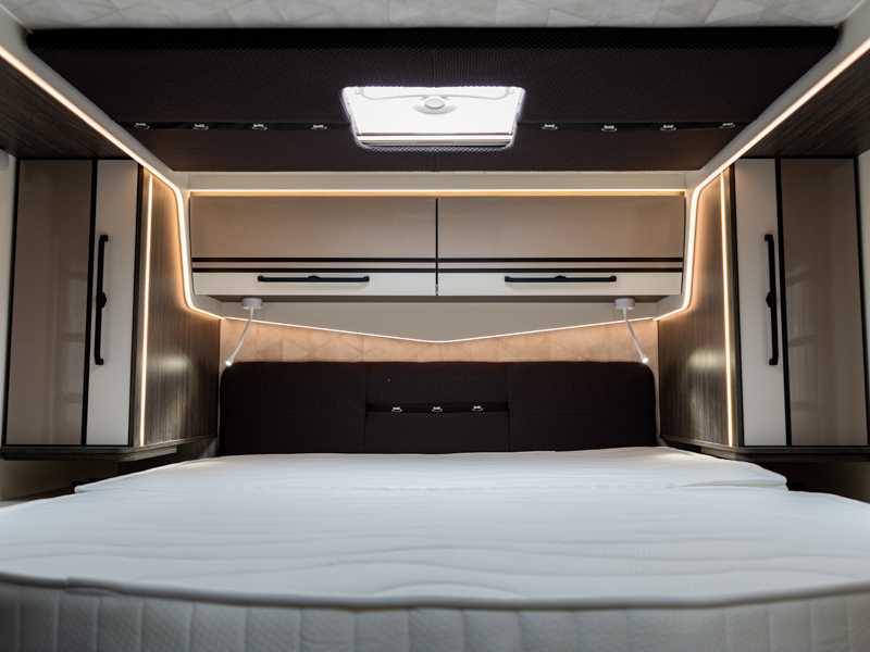 MCLOUIS MC4 879 FORD 