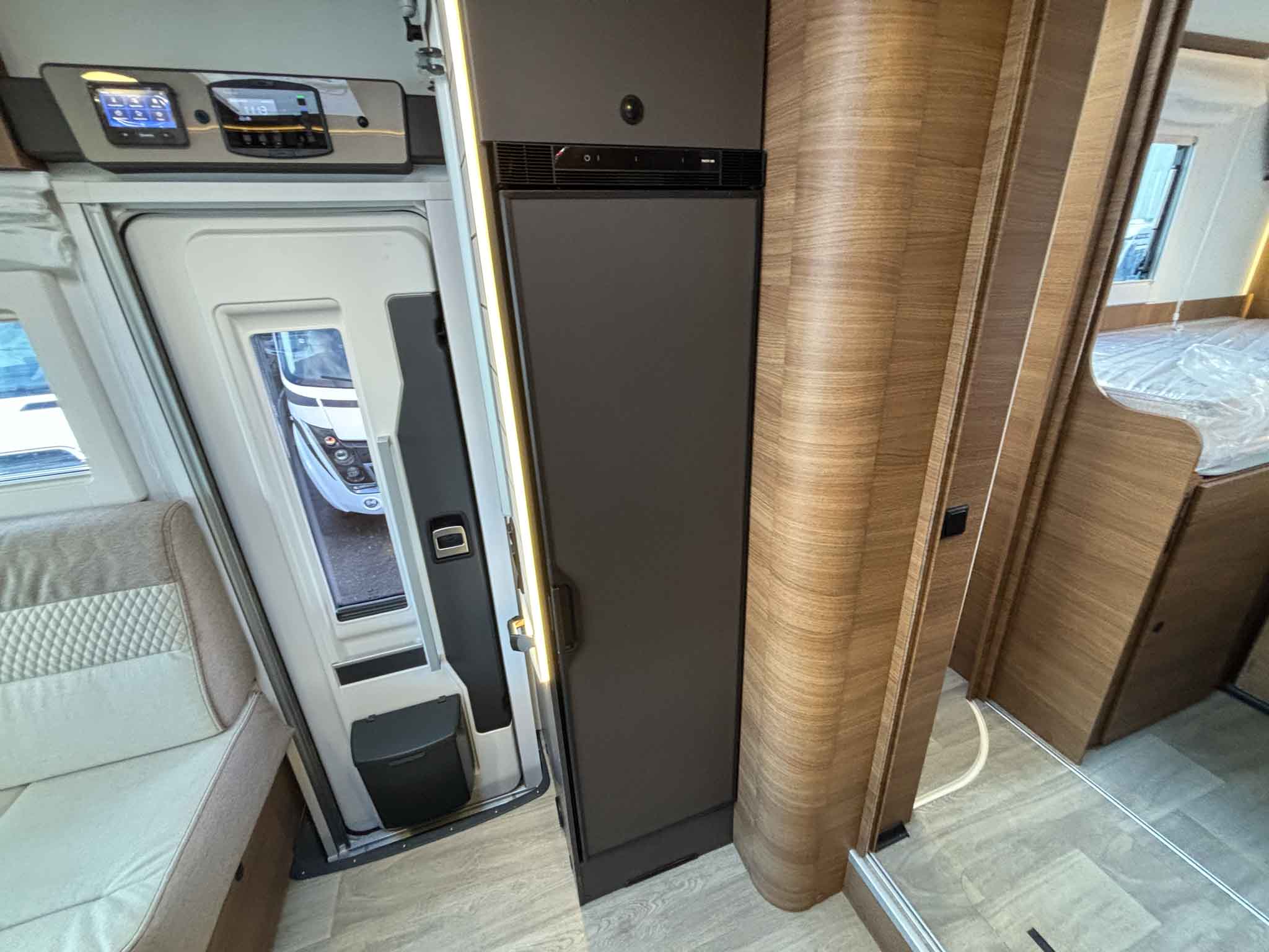 BENIMAR AMPHITRYON A967  